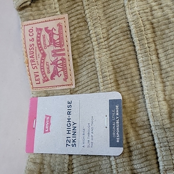 Levi's Size 33 Golden Brown Mustard Colored 721 High Rise Skinny Corduroy Pants - Picture 2 of 14